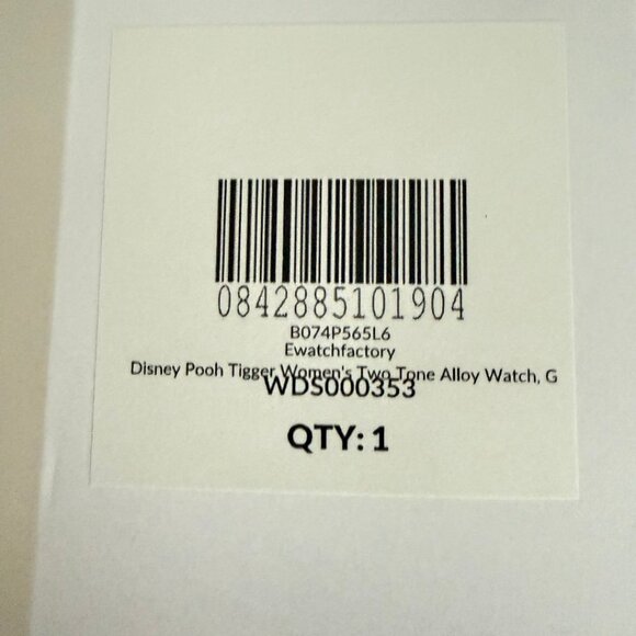 NWT - Disney Winnie The Pooh Adult Casual Sport Analog Quartz Watch - Picture 16 of 16